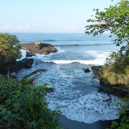 Gajah Mina Beach Resort Selemadeg  Екстериор снимка