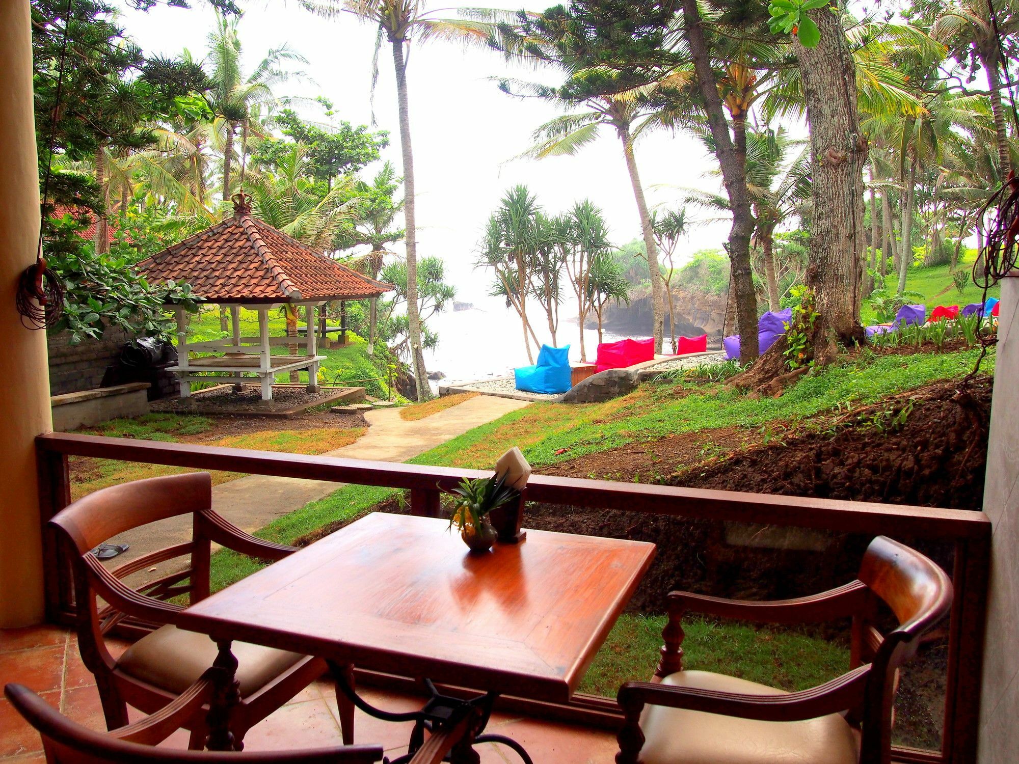 Gajah Mina Beach Resort Selemadeg  Екстериор снимка